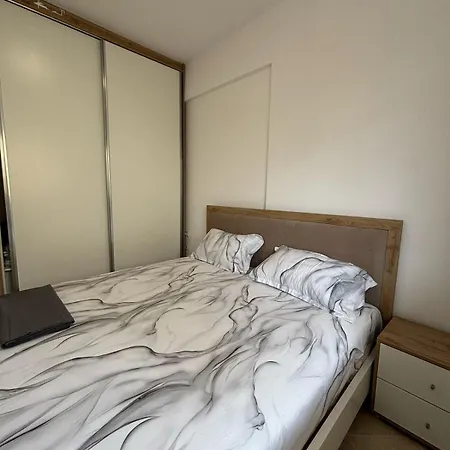 Bubo Apartment *
