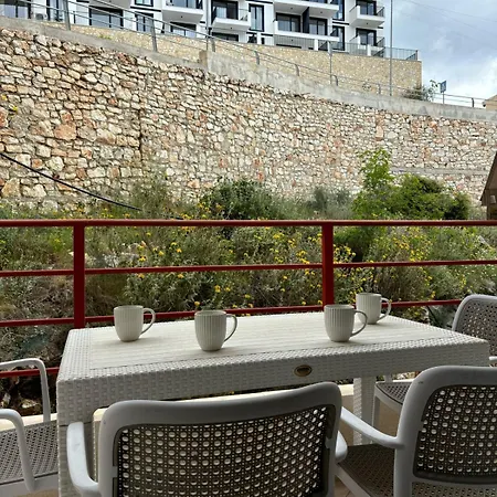 Bubo Apartmán Sarandë